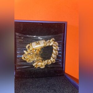 Etevon "M”Gold Plated Cuban
Link Bracelet